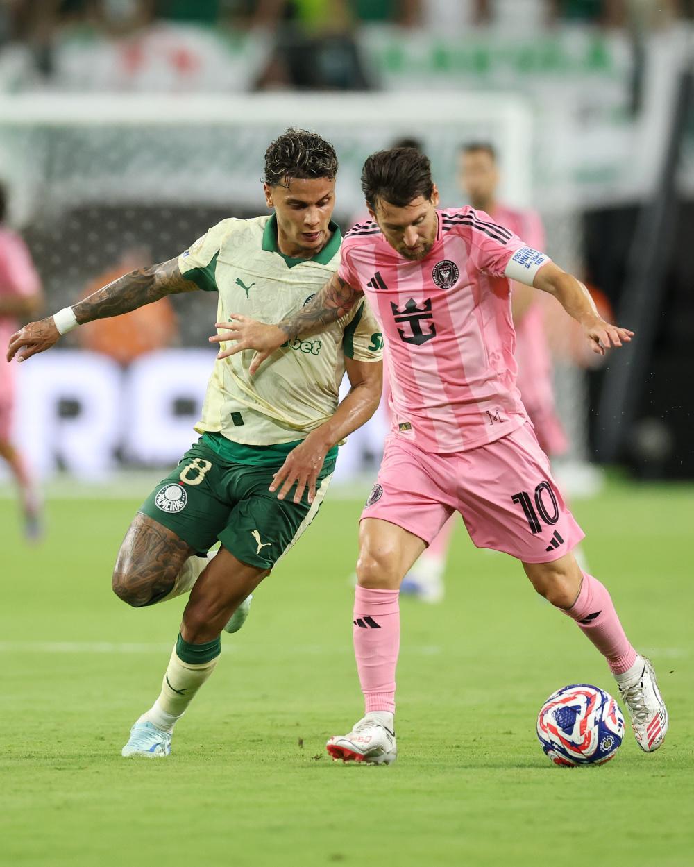 乐鱼体育官方入口-欧男联摩纳哥对巴萨