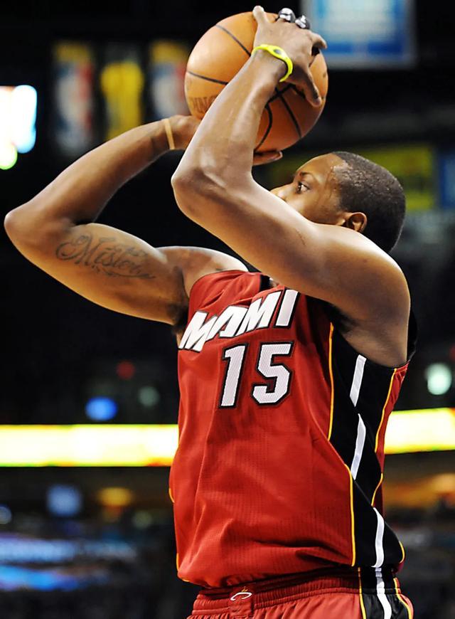 乐鱼体育官网投注-孟菲斯灰熊内部会议纪要流出:今晚战术微调;全明星赛使命明确;球探报告显示潜力